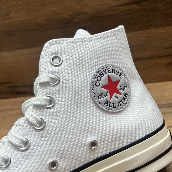 CONVERSE CHUCK TAYLOR HI BRAND NEW - Picture 7 of 8